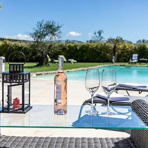  Bed & Breakfast Mas Saint Julien